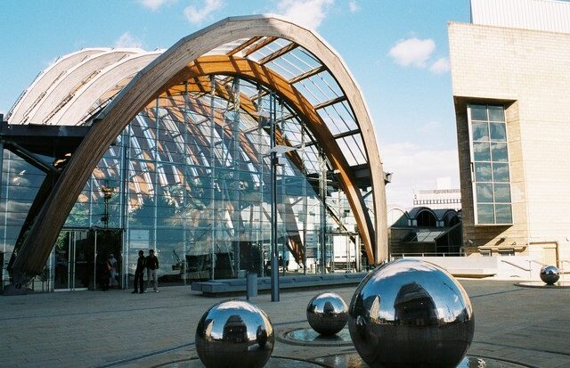 Locate businesses in and around Sheffield